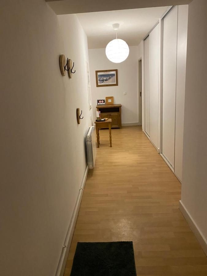 Appartement Le Fleuri Ensoleille De Guzet à Ustou Extérieur photo